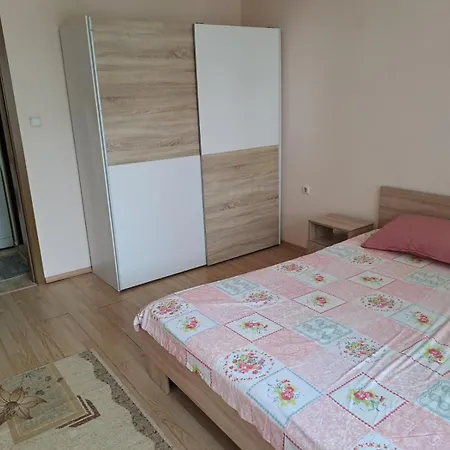 Apartamento двустаен в славейков Burgas