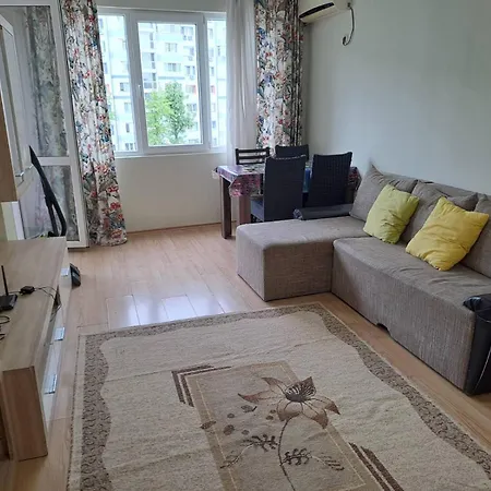 двустаен в славейков Burgas